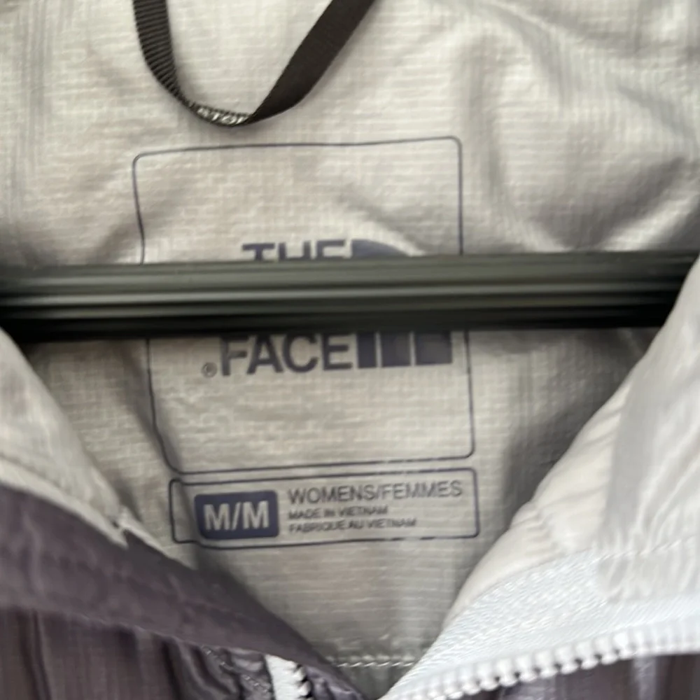 North face shell layer - Picture 3 of 6